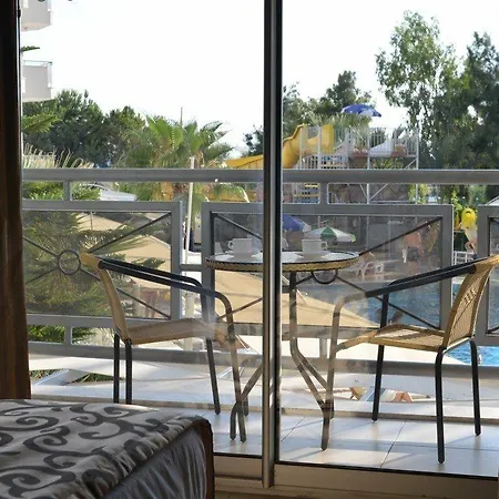Asrin Hotel Turkler